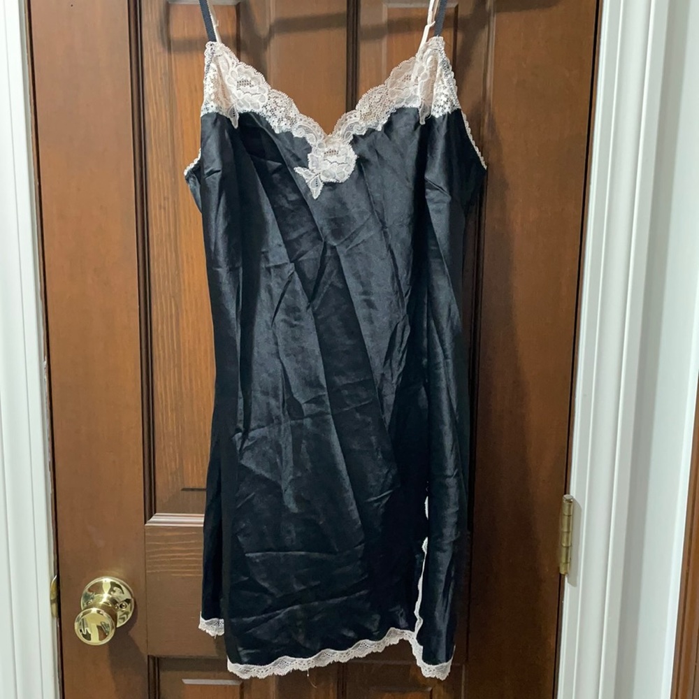 Victoria’s Secret Babydoll Black Cream Lace large